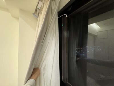 專為台灣濕氣打造的室內解方──窗戶壁掛式除濕機推薦｜沃特奇空氣品質專家安裝案例